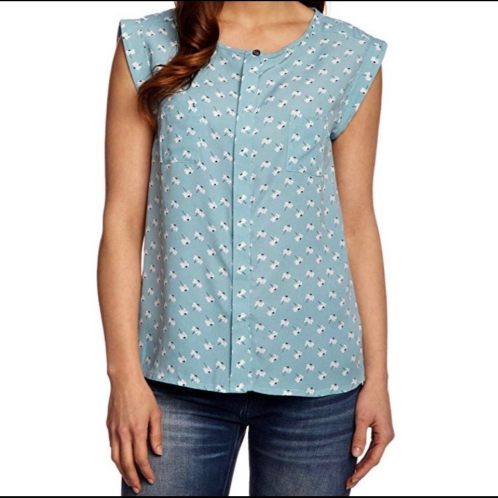 *NAME YOUR PRICE* LOUCHE Heidi button down blouse